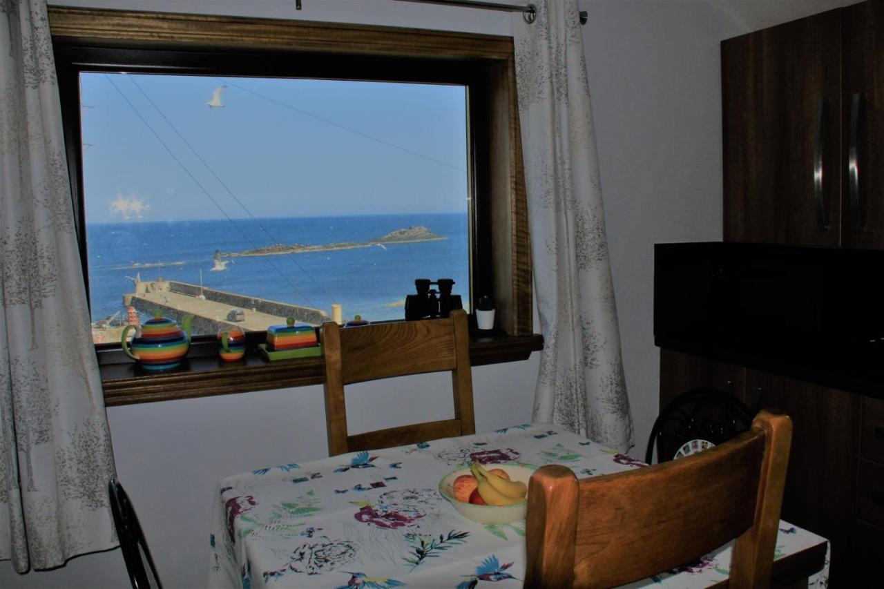 Bellevue Holiday Cottage Gardenstown Bagian luar foto