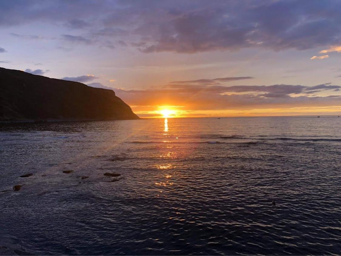 Bellevue Holiday Cottage Gardenstown Bagian luar foto