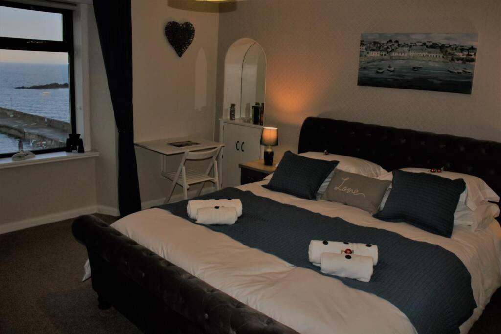Bellevue Holiday Cottage Gardenstown Bagian luar foto