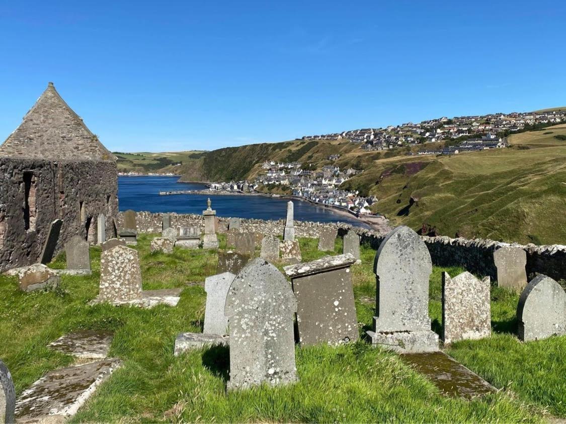 Bellevue Holiday Cottage Gardenstown Bagian luar foto