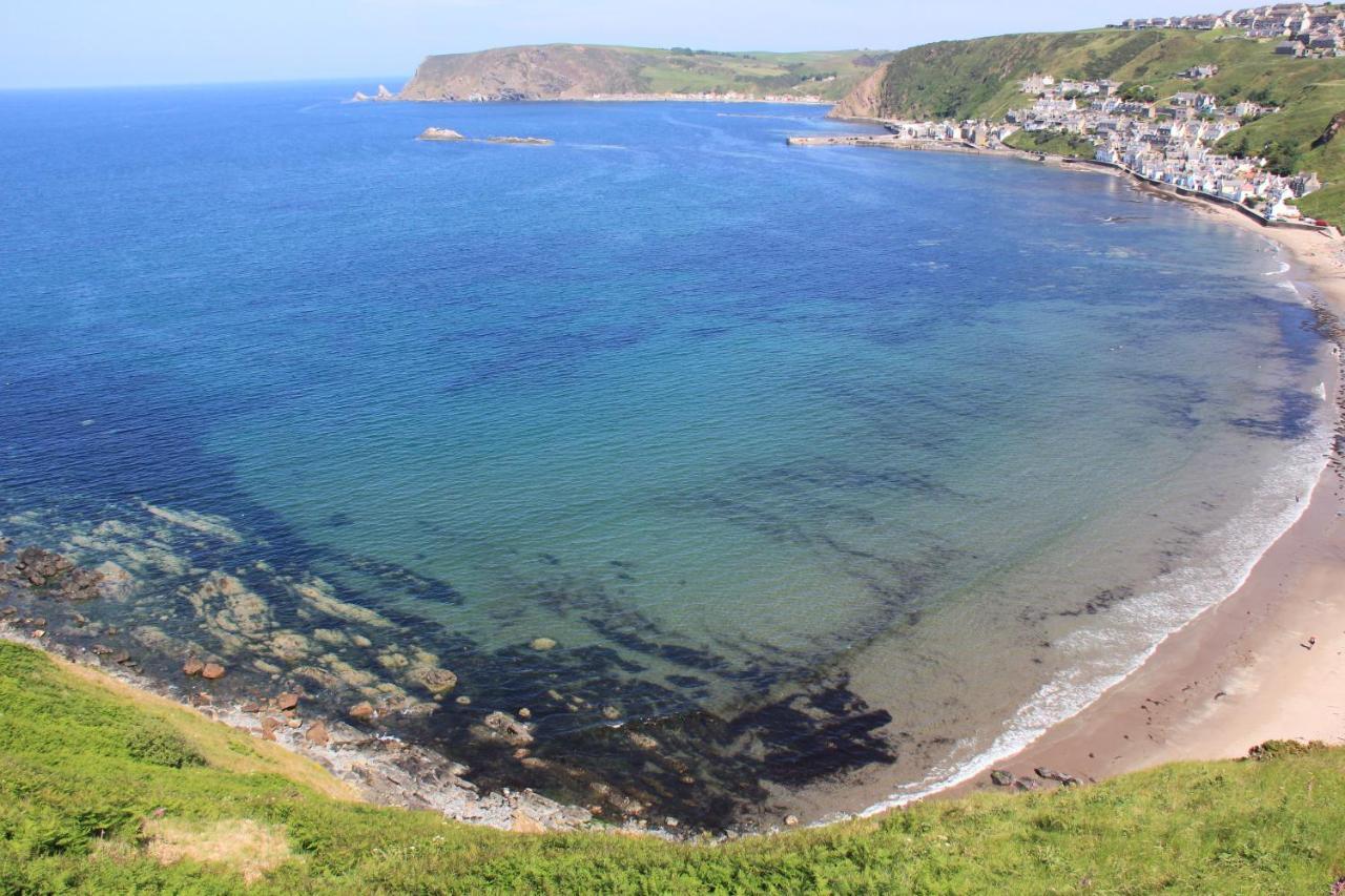 Bellevue Holiday Cottage Gardenstown Bagian luar foto